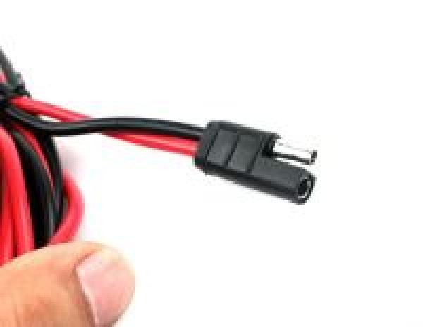 Motorola DC-Stromkabel für Mobilfunkgerät GM300